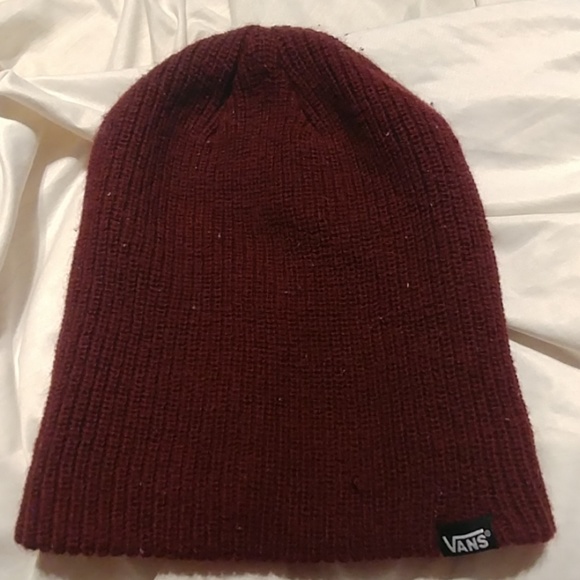 burgundy vans beanie